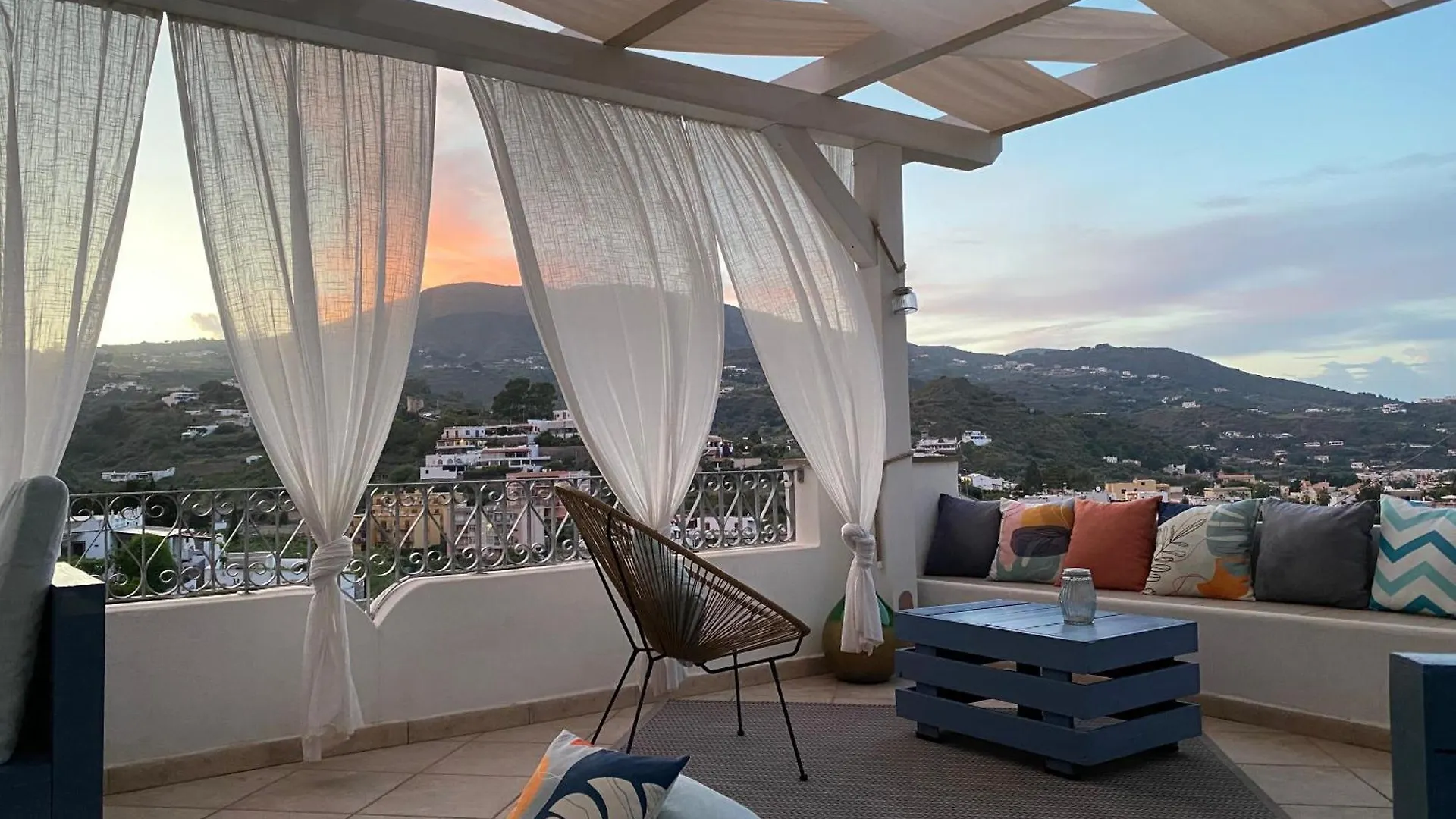 Bed & Breakfast Taliaka B & B Lipari