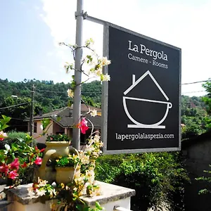 https://la-pergola-vezzano-ligure.hotelitalianriviera.com